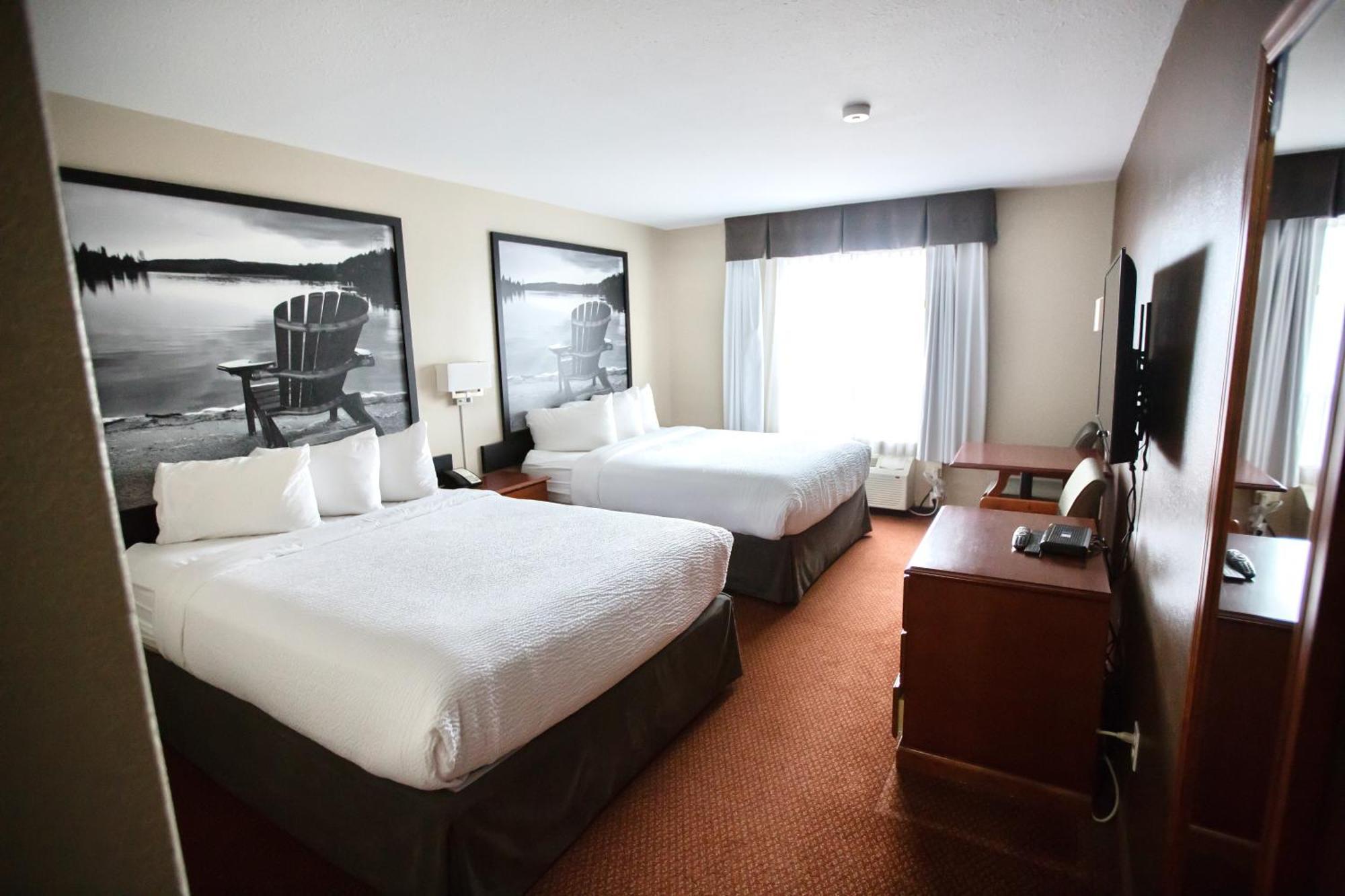 Super 8 By Wyndham Whitecourt Hotel Екстериор снимка